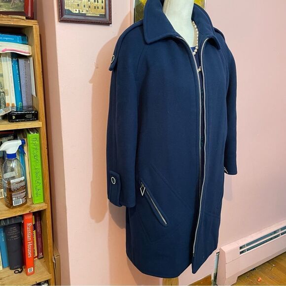 Vintage 1960s Unique Navy Blue and Silver 100% Wool Overcoat - Picture 4 of 16